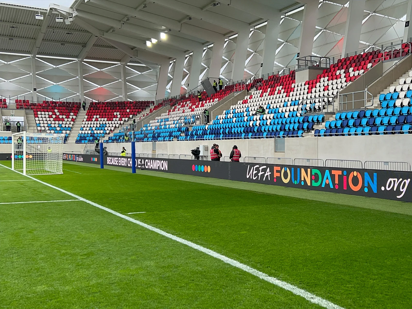 Écran tour de stade pour le Stade National du Luxembourg
