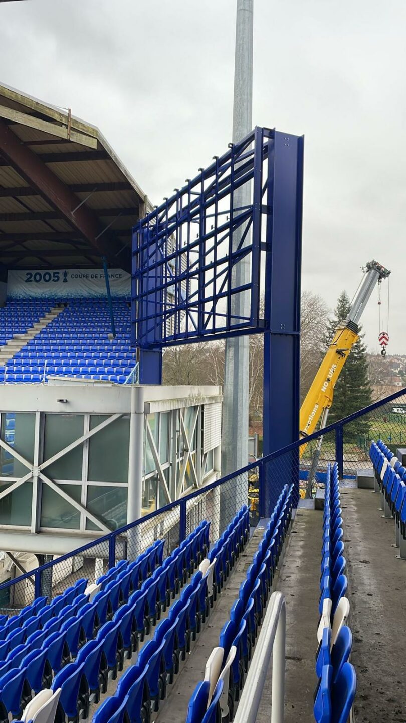 Écran géant led stade 30 Écran pour stade à Auxerre