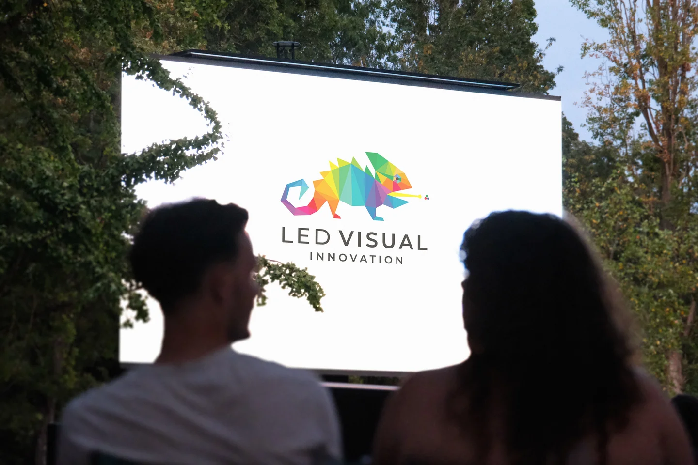 Un écran géant LED de 28m² pour une soirée cinéma en plein air à Gagny devant 500 spectateurs 2 Un écran géant LED de 28m² pour une soirée cinéma en plein air à Gagny devant 500 spectateurs
